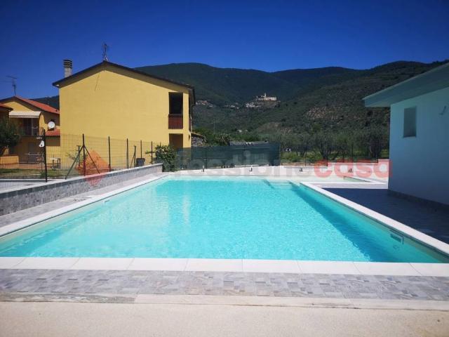 Appartamento in vendita a Campello Sul Clitunno, Umbria
