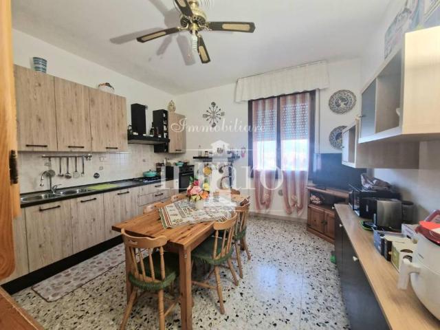 Appartamento in vendita a Campi Bisenzio, Toscana