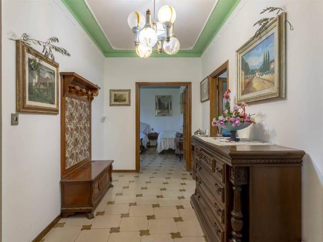 Appartamento in vendita a Campi Bisenzio, Toscana