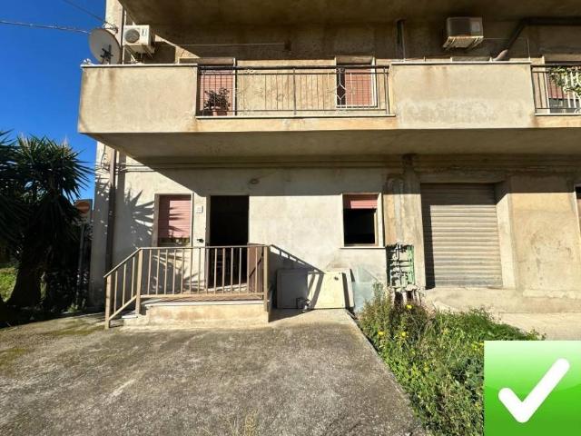 Appartamento in vendita a Calabria, Reggio Calabria