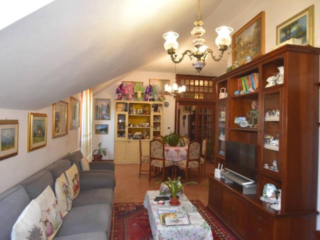 Appartamento in vendita a Cascina Pratomarro, Campo Ligure