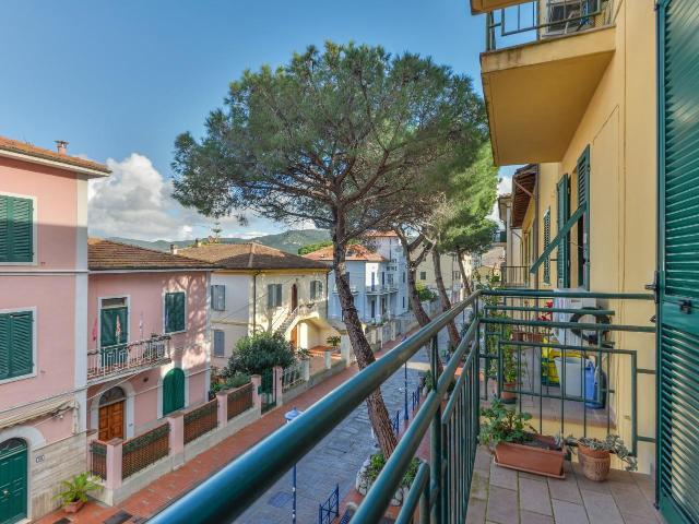 Appartamento in vendita a Campo nell'Elba, Marina Di Campo