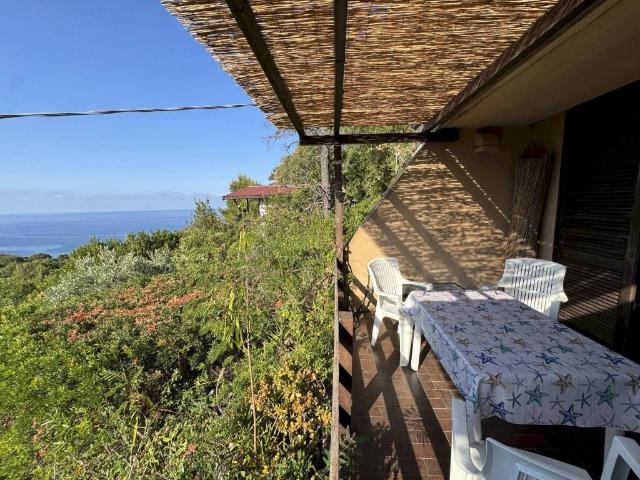 Appartamento in vendita a Campo nell'Elba, Marina Di Campo