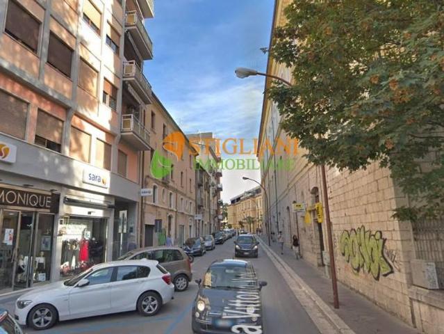 Appartamento in vendita a Campobasso, Molise