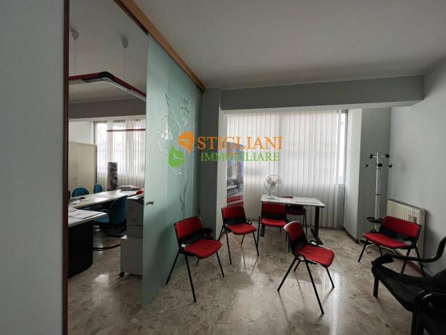 Appartamento in vendita a Campobasso, Molise
