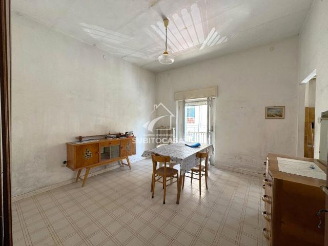 Appartamento in vendita a Campobasso, Molise