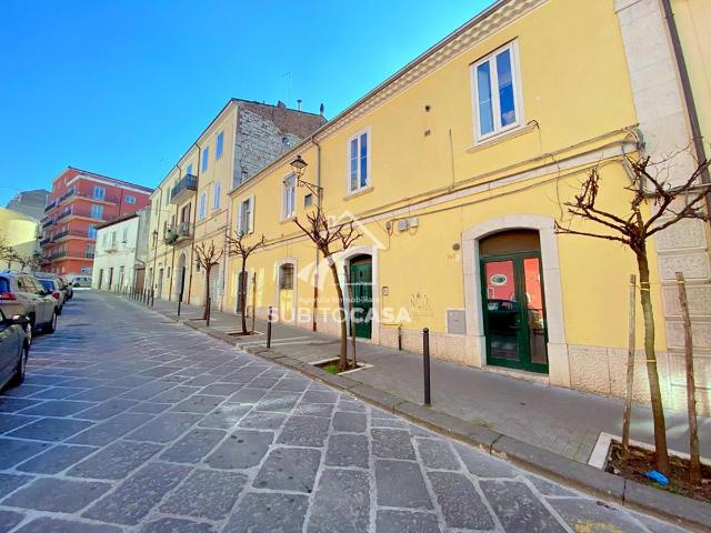 Appartamento in vendita a Campobasso, Molise