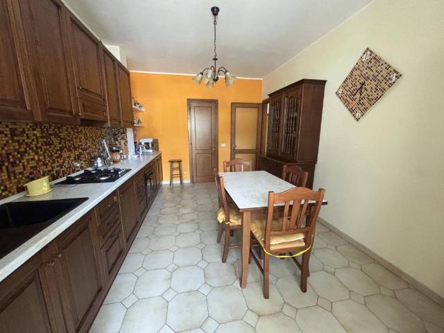 Appartamento in vendita a Campobasso, Molise
