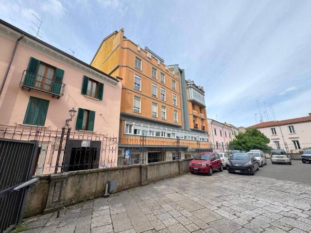 Appartamento in vendita a Campobasso, Molise