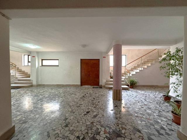 Appartamento in vendita a Campobasso, Molise