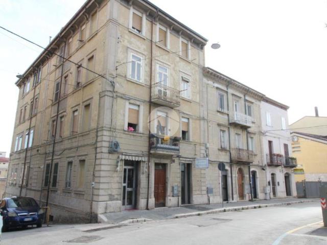 Appartamento in vendita a Campobasso, Molise