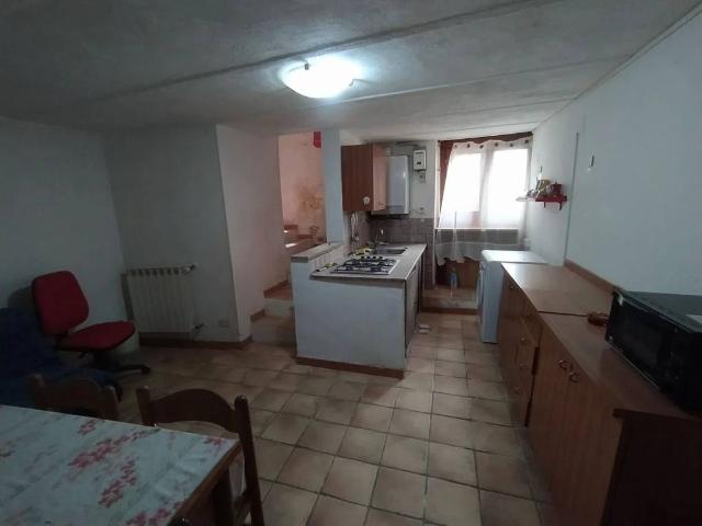 Appartamento in vendita a Campobasso, Molise
