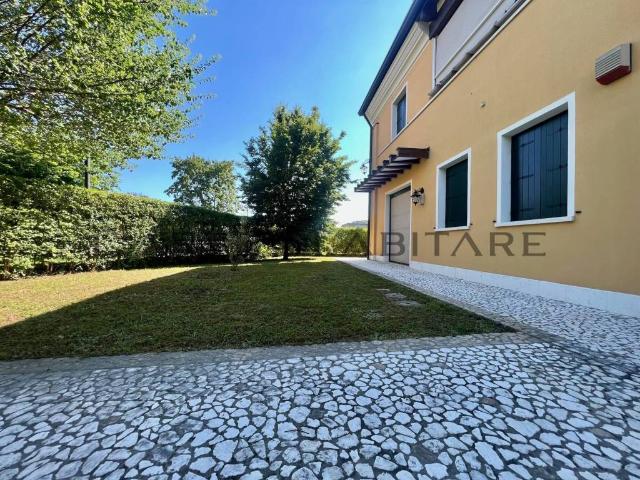 Appartamento in vendita a Bronzola, Campodarsego