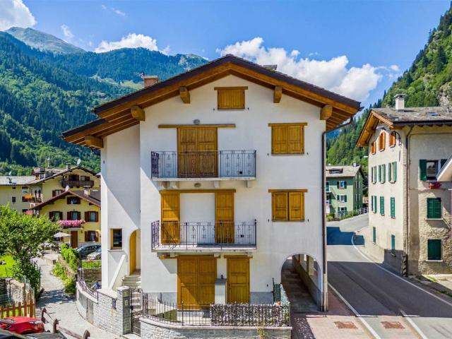 Appartamento in vendita a Comunità montana della Valchiavenna, Campodolcino