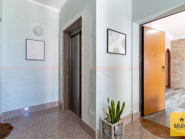 Appartamento in vendita a Campofelice Di Roccella, Sicilia
