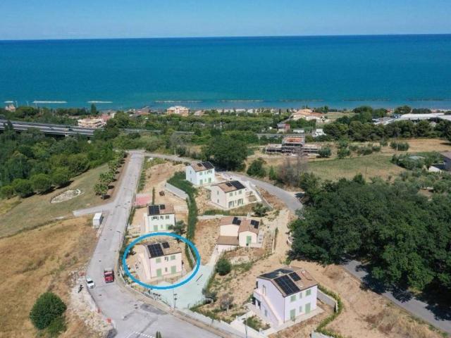 Appartamento in vendita a Tre Camini, Campofilone