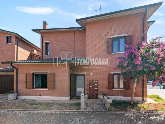 Villa Schiera in vendita a Campogalliano, Modena