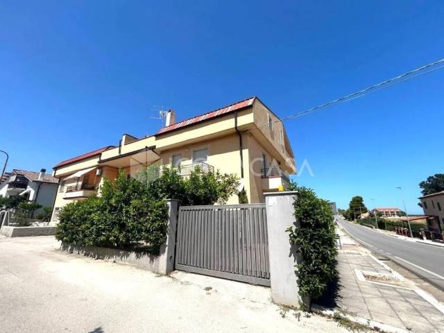 Appartamento in vendita a Campomarino, Molise