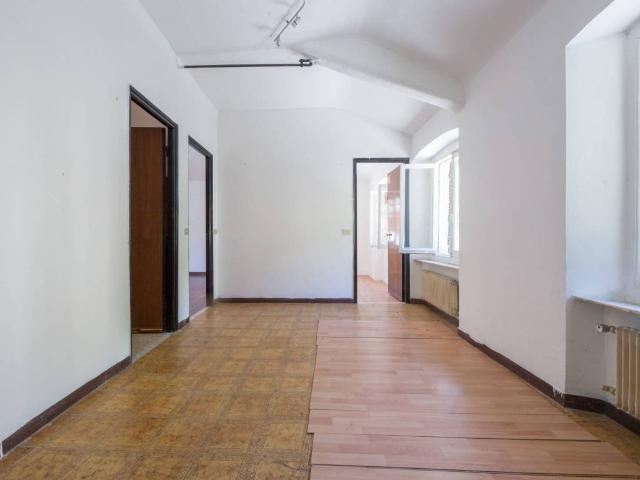Appartamento in vendita a Campomorone, Liguria