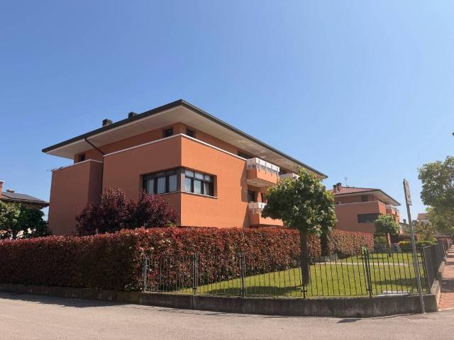 Appartamento in vendita a Calcroci, Camponogara