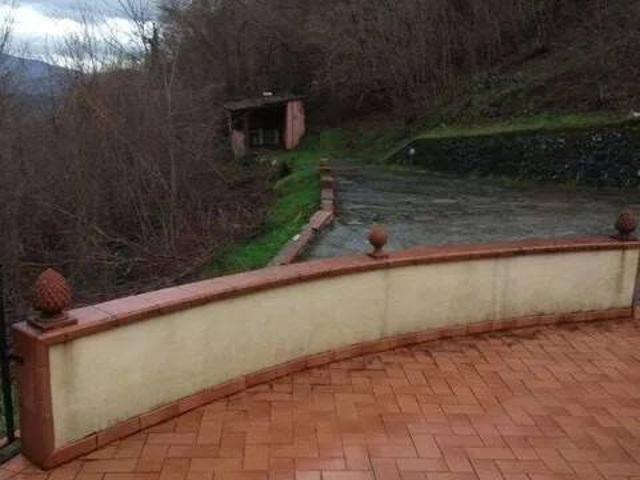 Appartamento in vendita a Unione Comuni Garfagnana, Camporgiano