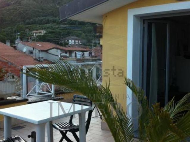 Appartamento in vendita a Camporosso, Liguria