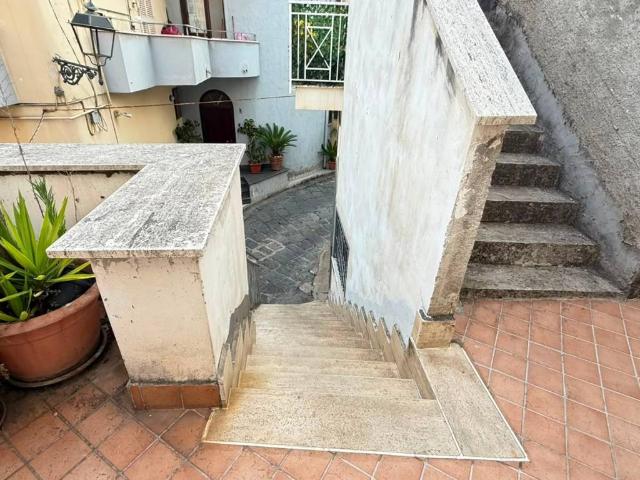 Appartamento in vendita a Camposano, Campania