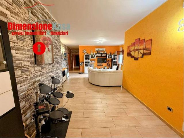 Appartamento in vendita a Camposano, Campania