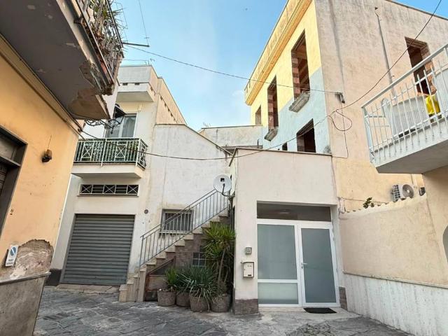 Appartamento in vendita a Camposano, Campania