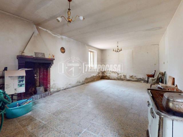 Villa Indipendente in vendita a Unione dell'Alto Reno, Camugnano