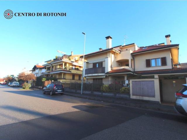 Appartamento in vendita a Canegrate, Lombardia