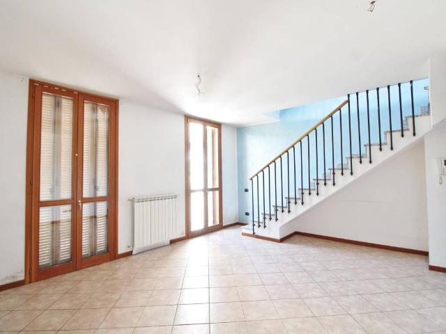 Appartamento in vendita a Canegrate, Lombardia