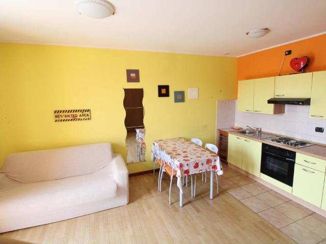 Appartamento in vendita a Canegrate, Milano
