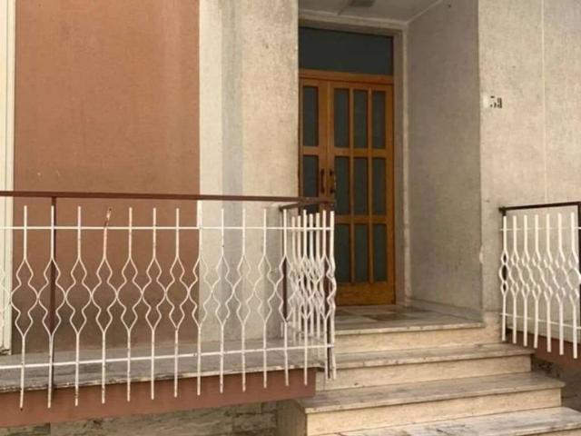 Appartamento in vendita a Puglia, Barletta-andria-trani