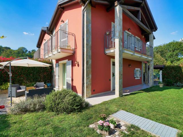 Appartamento in vendita a Comunità Montana del Piambello, Cantello
