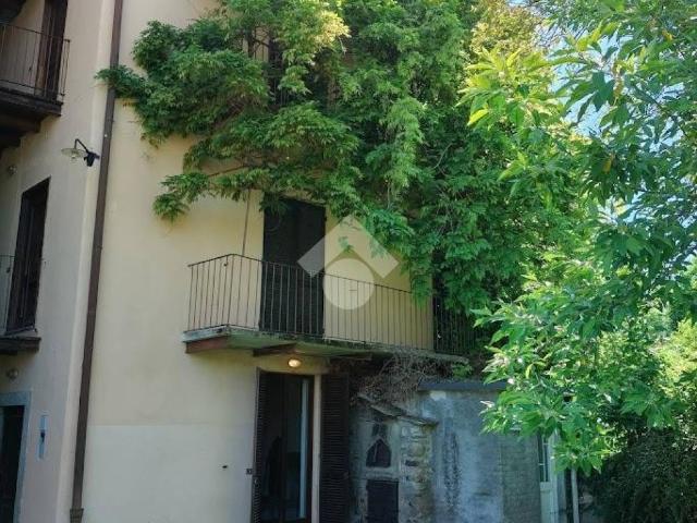 Villa Indipendente in vendita a Comunità Montana del Piambello, Cantello