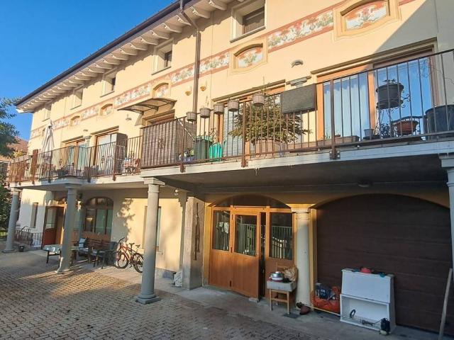 Appartamento in vendita a Comunità Montana del Piambello, Cantello