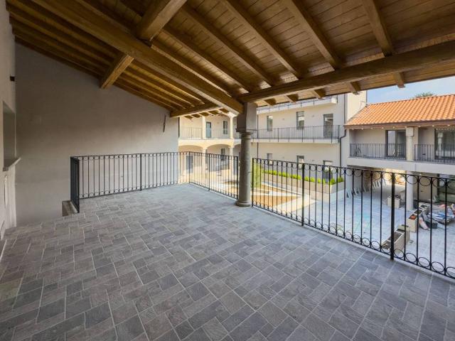 Appartamento in vendita a Comunità Montana del Piambello, Cantello