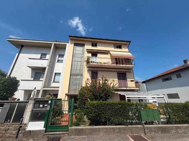 Appartamento in vendita a Cantù, Lombardia