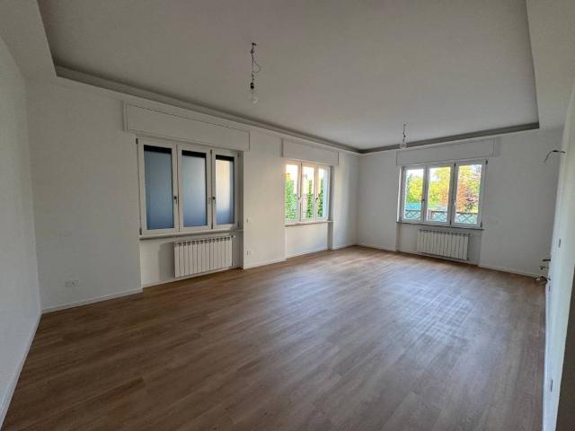 Appartamento in vendita a Cantù, Lombardia