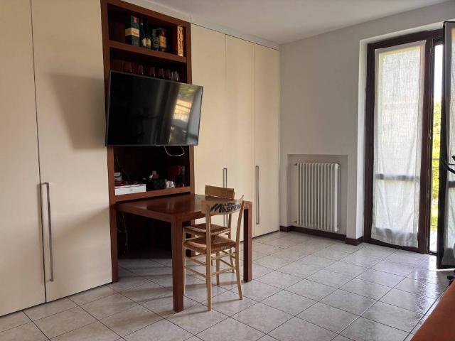 Appartamento in vendita a Cantù, Lombardia