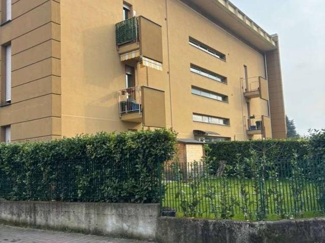 Appartamento in vendita a Villaggio Trieste, Cantù