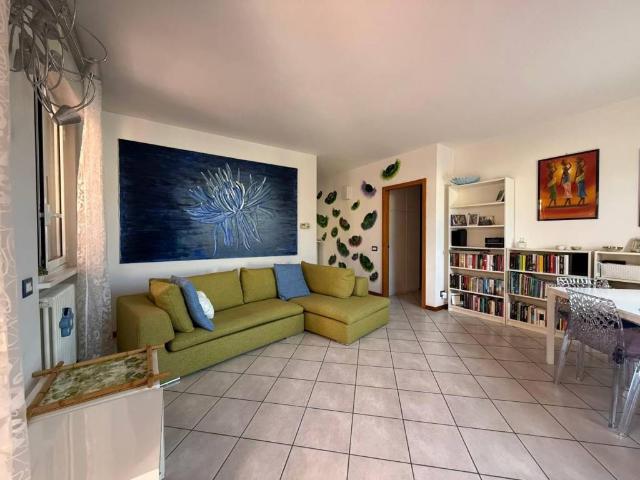 Appartamento in vendita a Villaggio Trieste, Cantù