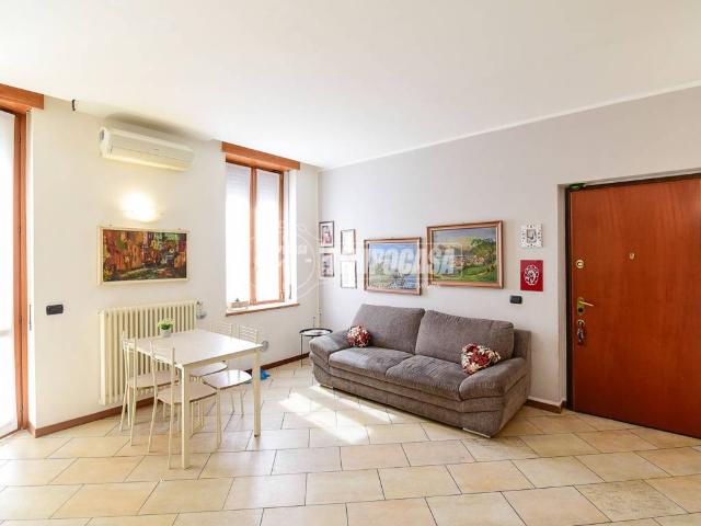 Appartamento in vendita a Cantù, Como