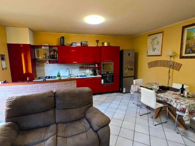 Appartamento in vendita a Cantù, Como