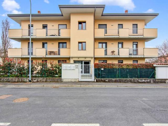 Appartamento in vendita a Cantù, Lombardia