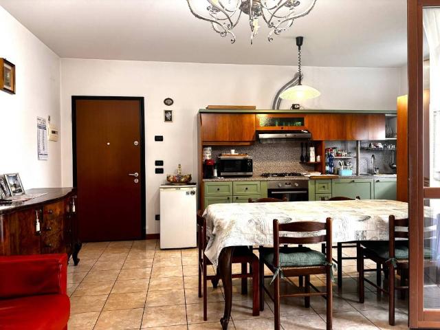 Appartamento in vendita a Vighizzolo, Cantù