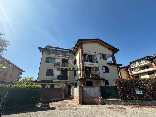 Appartamento in vendita a Cantù, Lombardia