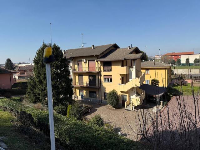 Appartamento in vendita a Cantù, Lombardia