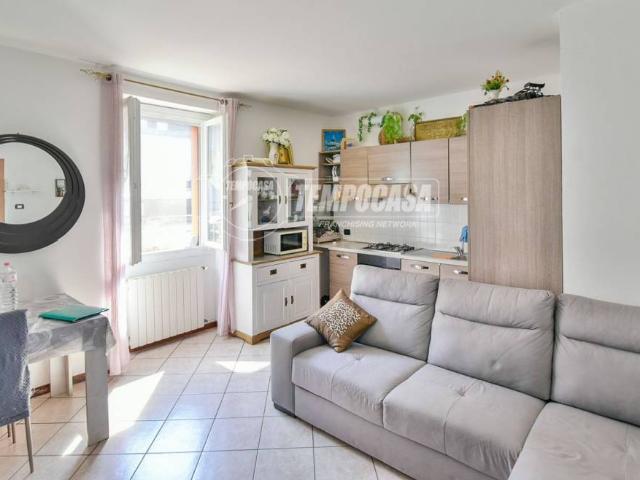 Appartamento in vendita a Cantù, Lombardia